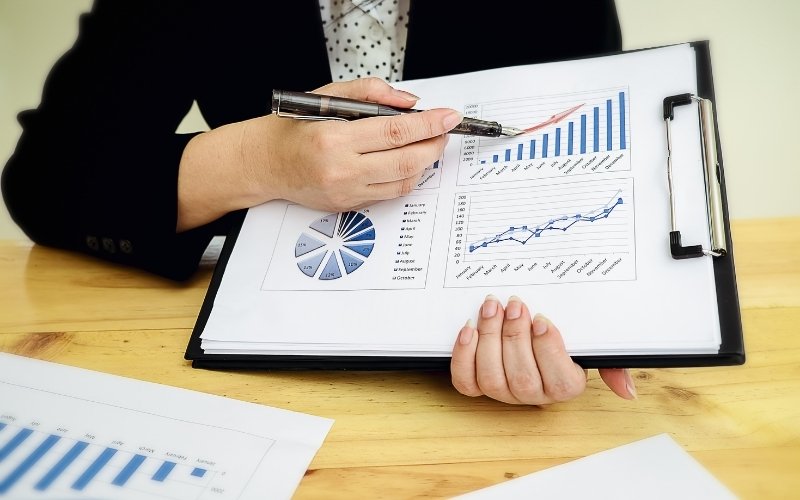 Empowering Your Business with High-Calibre Sales and Marketing Professionals