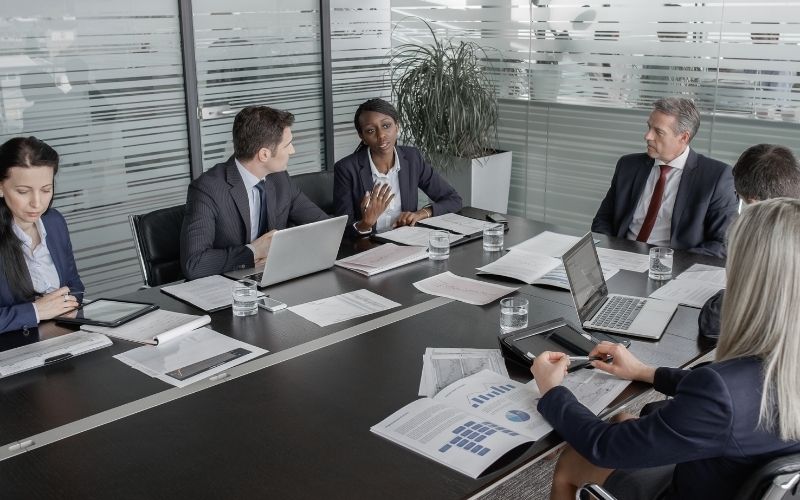 Tailored Hiring Strategies For the High-Performing Vice President Of Sales